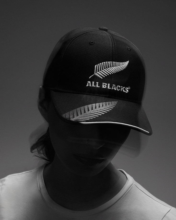 estoril-S 6 panels cap atlantis for all blacks