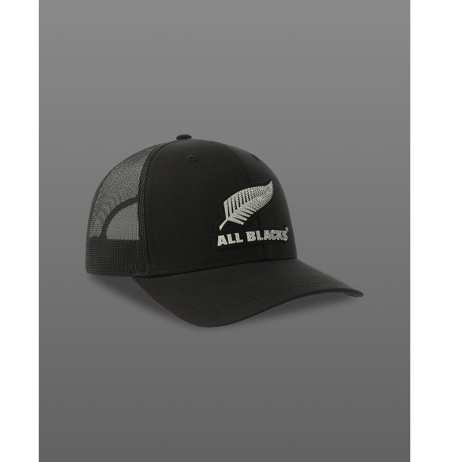 sonic-s trucker-style cap atlantis for all blacks