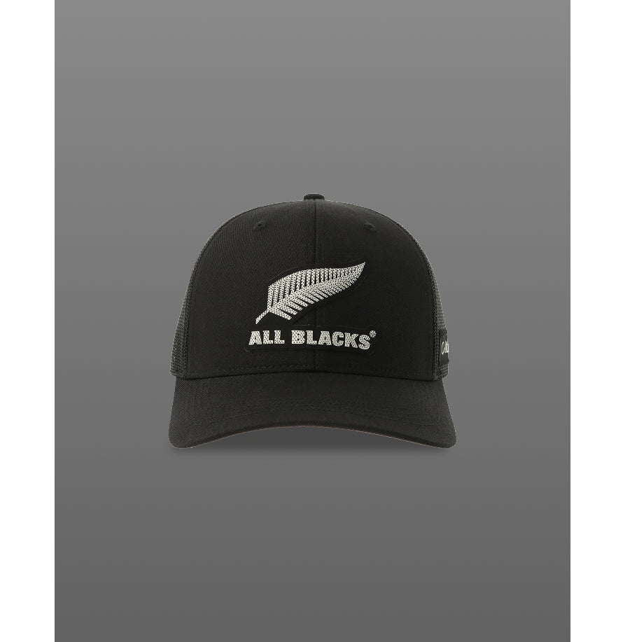 sonic-s trucker-style cap atlantis for all blacks